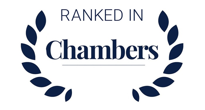 En 2026, Kopeć & Zaborowski fue reconocida en el ranking compilado por Chambers & Partners en las categorías de Delitos de 